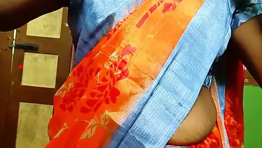 Ammu setelah mandi ganti baju pamer