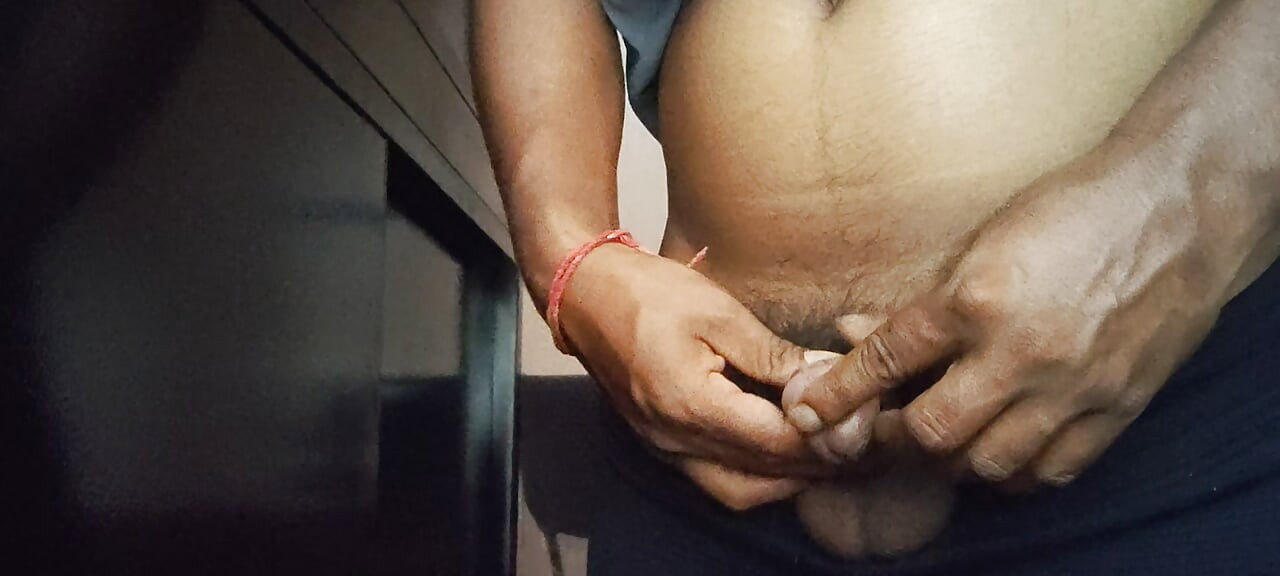 handjob bathroom mein jakar hath now' hai