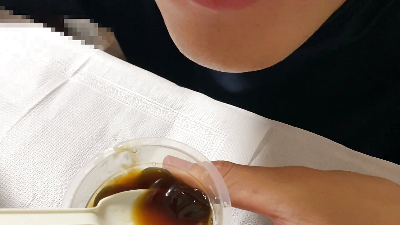 Eat coffee jelly with two servings of homemade milk