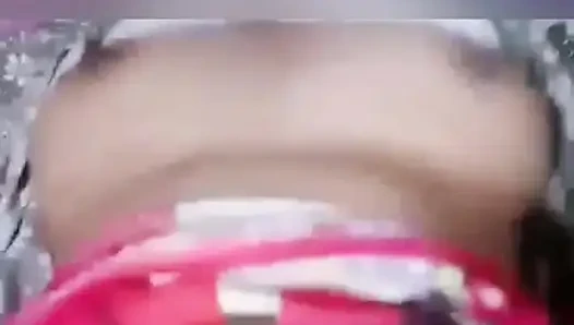 A Teacher Who Doesn't Want to Be Seen in the Movie