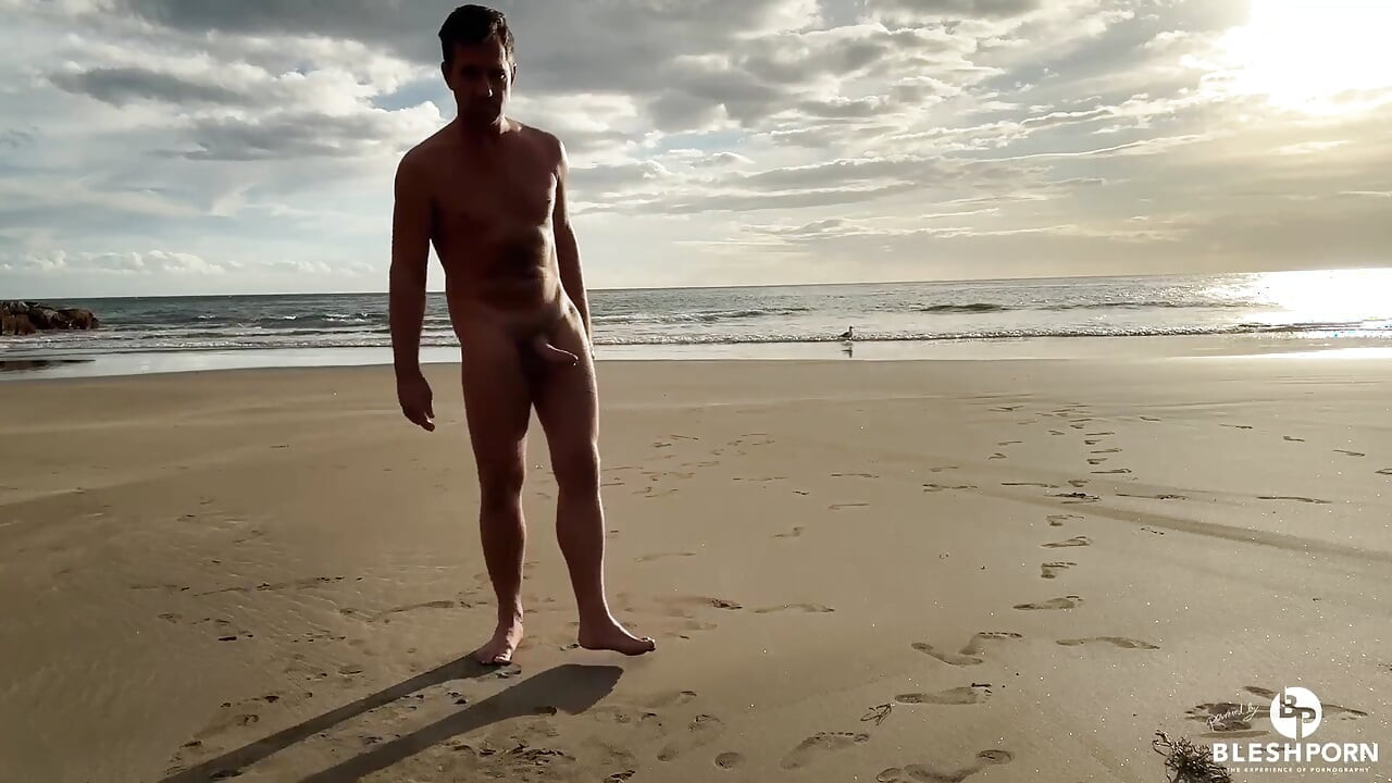 Tim Blesh Cumshot Outdoor on the Beach