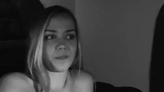 Hot babes love to get fucked - DVD