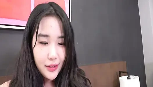 P117G04 A busty beauty I found on a Korean match app! Fly to the site and have sex exchange!