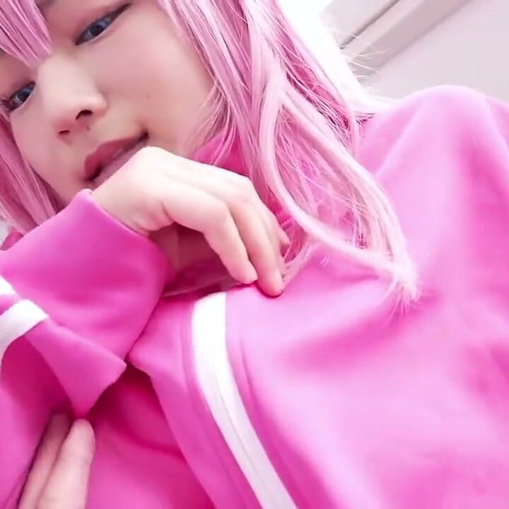 Met a Guy on Social Media - Her First Cosplay Leads Her Into Temptation