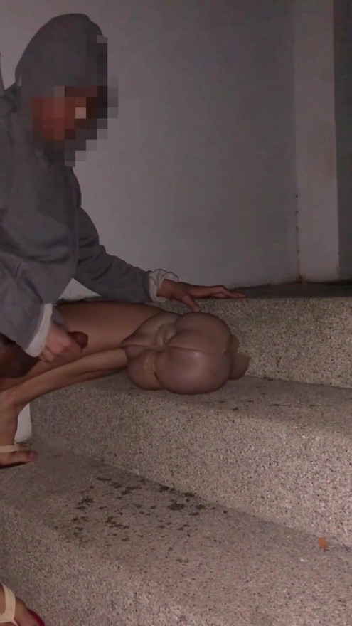 Today I came to have sex on the roof with my favourite doll. | Clip 1