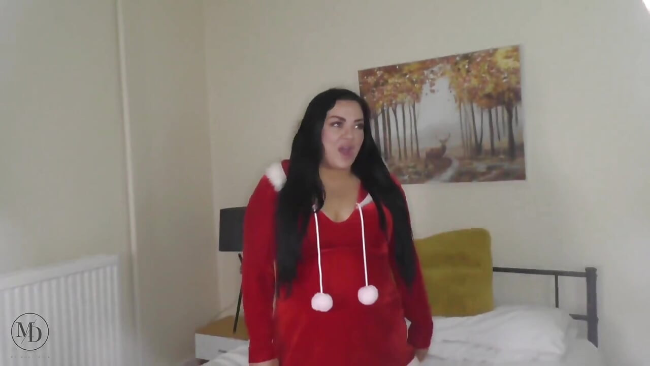 Merry Spunkmas Ho Ho Ho! Naughty MILF with 3x BBC