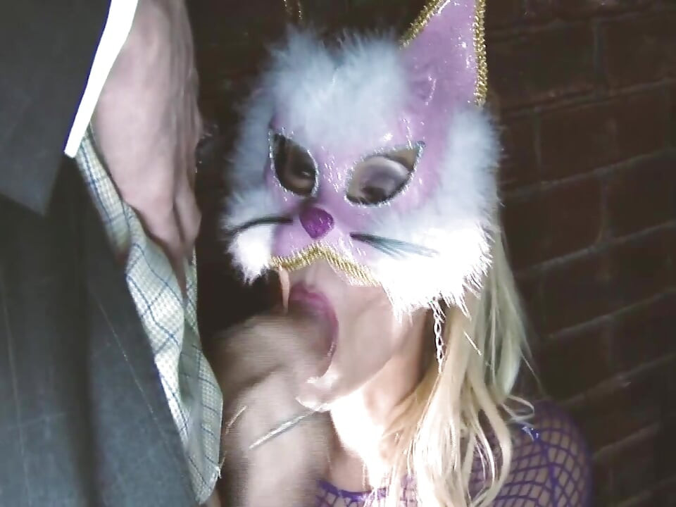 Horny Catsbabes Scene-3 Horny Kittens in Lingerie Fucking Together in the Alley