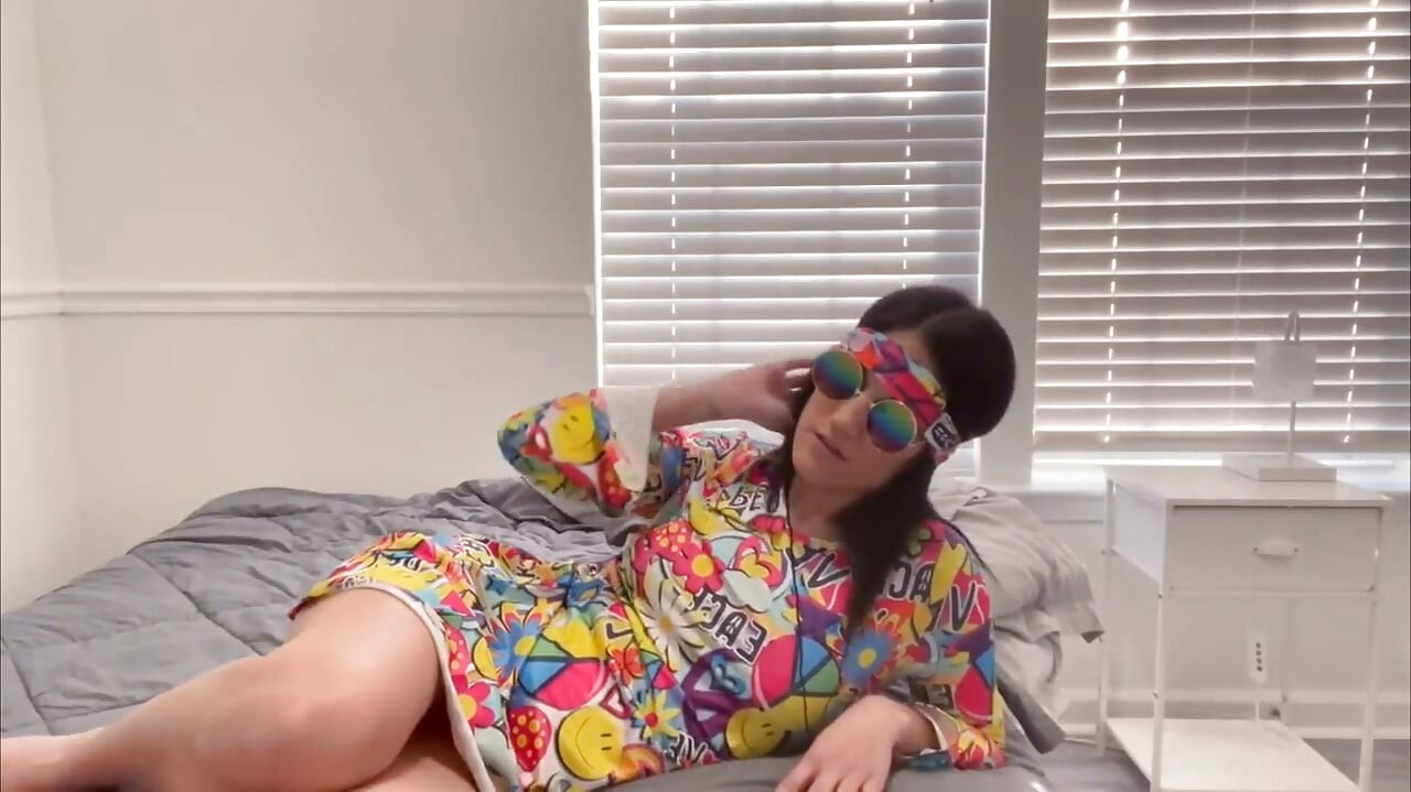 Devyn's Groovy '60s JOI - POV Seduction Awaits!