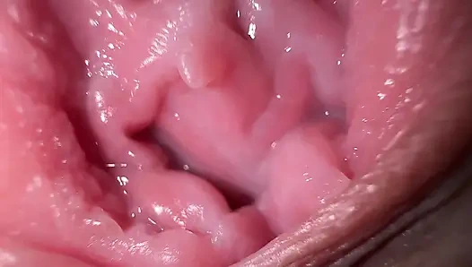 Close up - si cewek seksi mia pengen muncrat bareng kamu sambil ngomong jorok