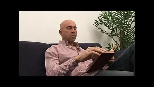 – Hepsi kızgın orospular