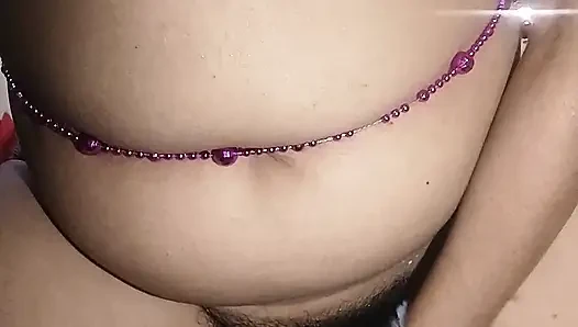 Kihra Gurke in die muschi stellen und muschi-wasser rausholen