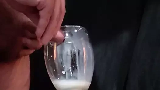 Küçük horoz büyük yükü kaldıramaz!
