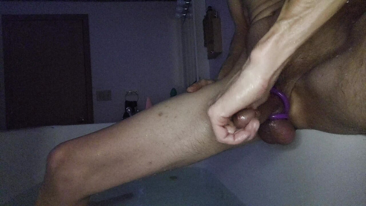 Stroking, Edging, Anal Play and Cumshot in the Tub