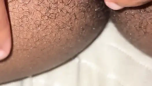 Aku nggak bisa berhenti mikirin apa yang kita lakukan kemarin