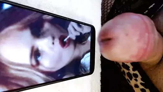 Debby Ryan'a boşalıyor