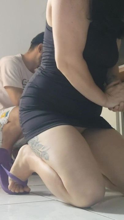 Hot Wife Welcomes Her Pc Technician Neighbor in a Very Provocative Outfit and Lets Him Fuck Her up the Ass!