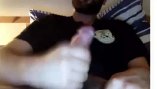 Sakallı ve dolu arasında boşalmak