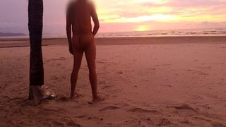 Riesgo en la playa por la mañana.