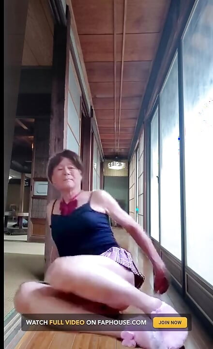 Tokyo Strip House - Kominka Nude