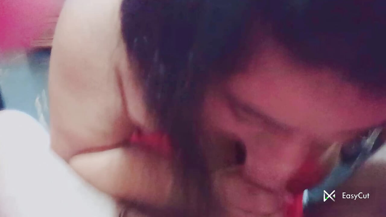 Blowjob Latina end with cum in her mouth