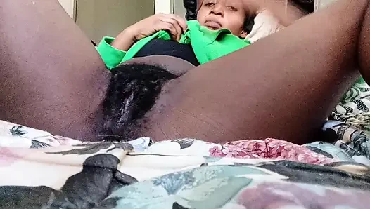 All man like clean pussy let's shave my pussy