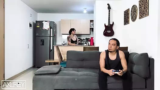 Roommates porn video – Play Xbox or Fuck My Roommate? What Should I Decide?