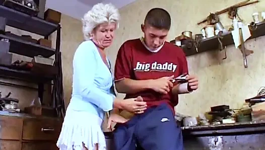 Hairy pussy blonde milf big ass fucking...cum in mouth