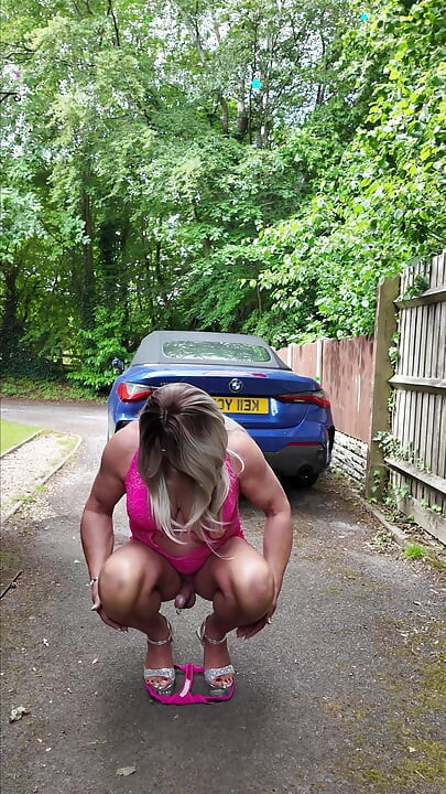 Sexy Crossdresser kellycd2022 in my pink dress and heels