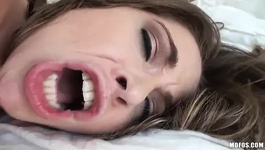 Yuk cobain seks anal - sierra sierra si cewek hot rambut cokelat ngebiarkan chad seks anal untuk pertama kali sambil pamer pantat bahenolnya