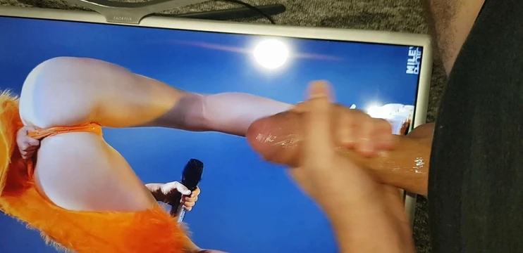 Miley Cyrus EXPLOSIVE cum tribute