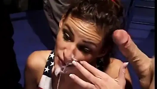 Yarak emiciler ringde rekabet ediyor ve işbirliği yapıyor