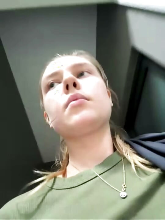 Extreme public sex: cock and pussy about to cum with jucielussie