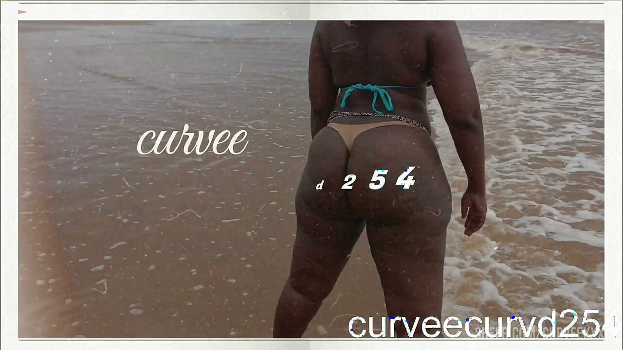 Uma Rapidinha Na Praia Com Um Cara Local