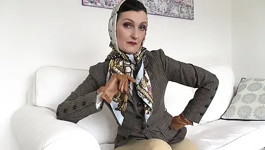 Шаловливое ежедневное задание для моей атласной шлюшки, леди Виктория Валенте