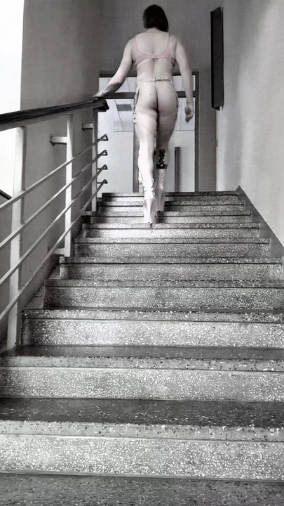 娘娘腔散步训练