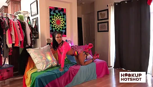 BTS - Beauty Kira Noir Gets Teased And Undressed Backstage!