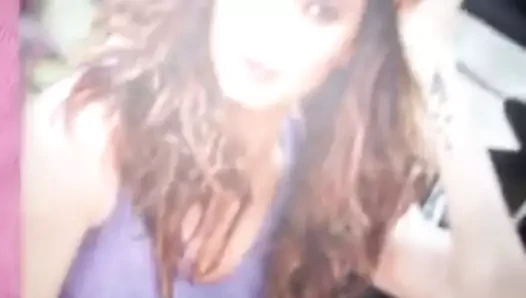 Karishma tanna kuru sikişiyor