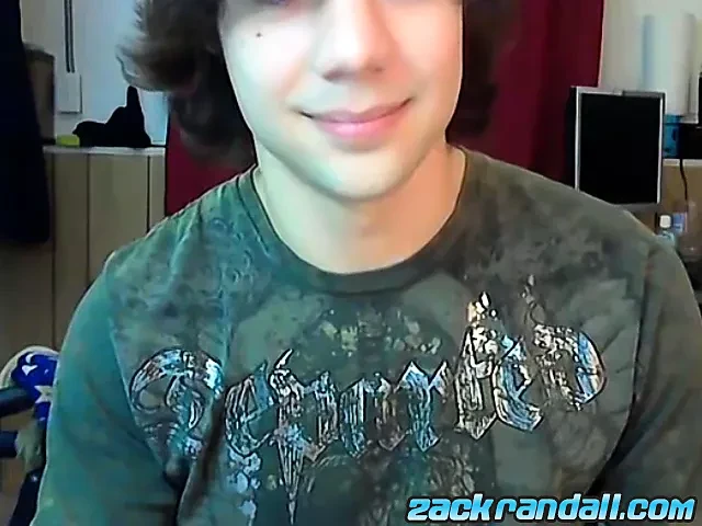 Zack Randall sucks himself off before blowing Tyler Haycock