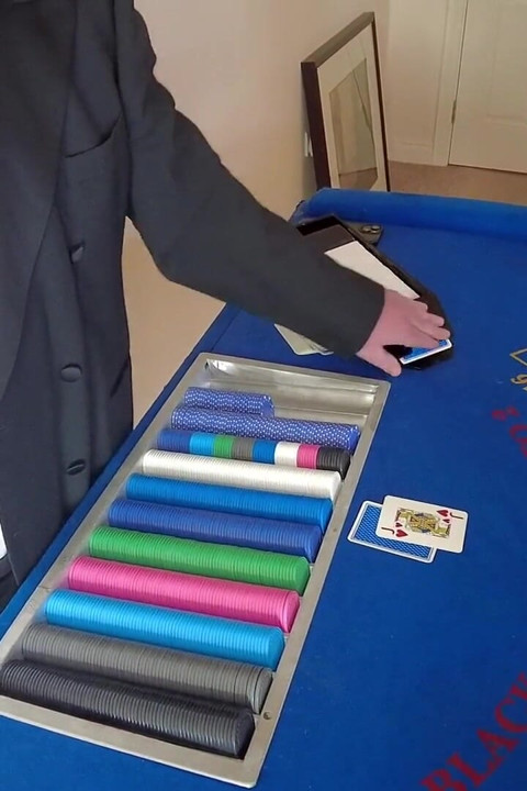 Festa De Foda No Casino!