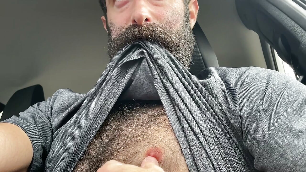 Guy Woof Jerks Off in His Car Full Video on JFF