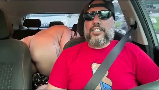 Я попросил водителя приложения Uber трахнуть меня в мотеле — дал ему хороший вкус