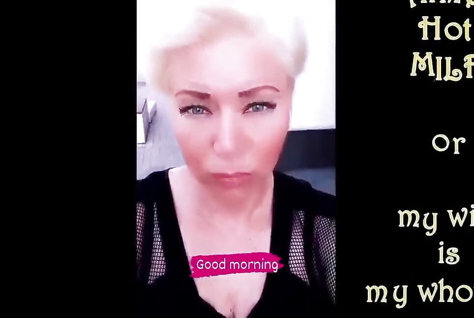 Foda demonstrativa de uma prostituta madura com cabelo azul!