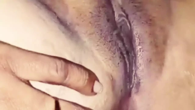 Desi wife beautiful pussy fingering