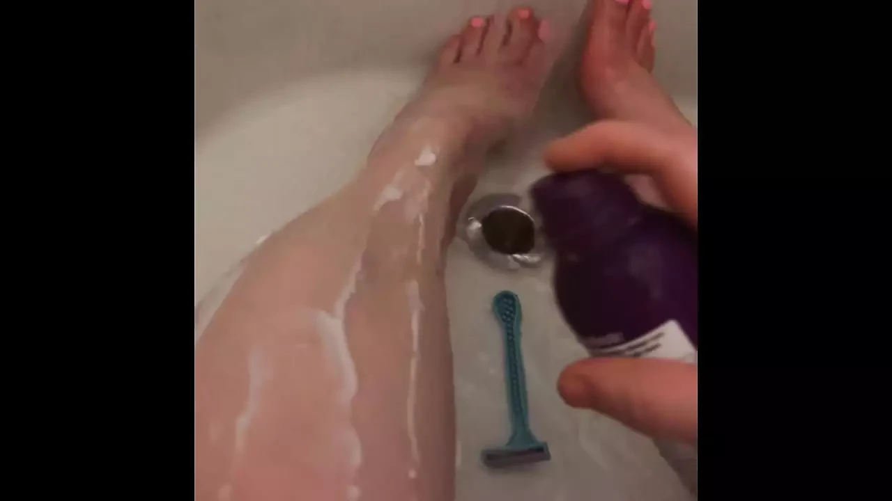 Getting wet and shaving