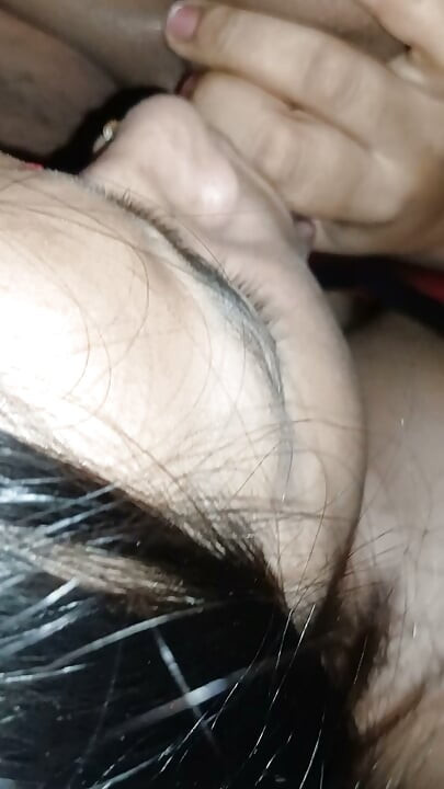 Indian Hindi Sex Desi Wife Full Mouth Sucks Cock