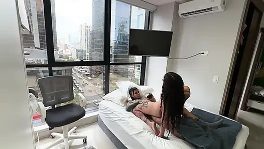 Üvey kız kardeşimi siktim