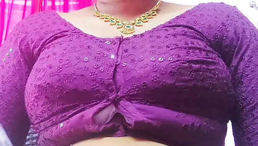 Первый секс классной учительницы дези со студентом