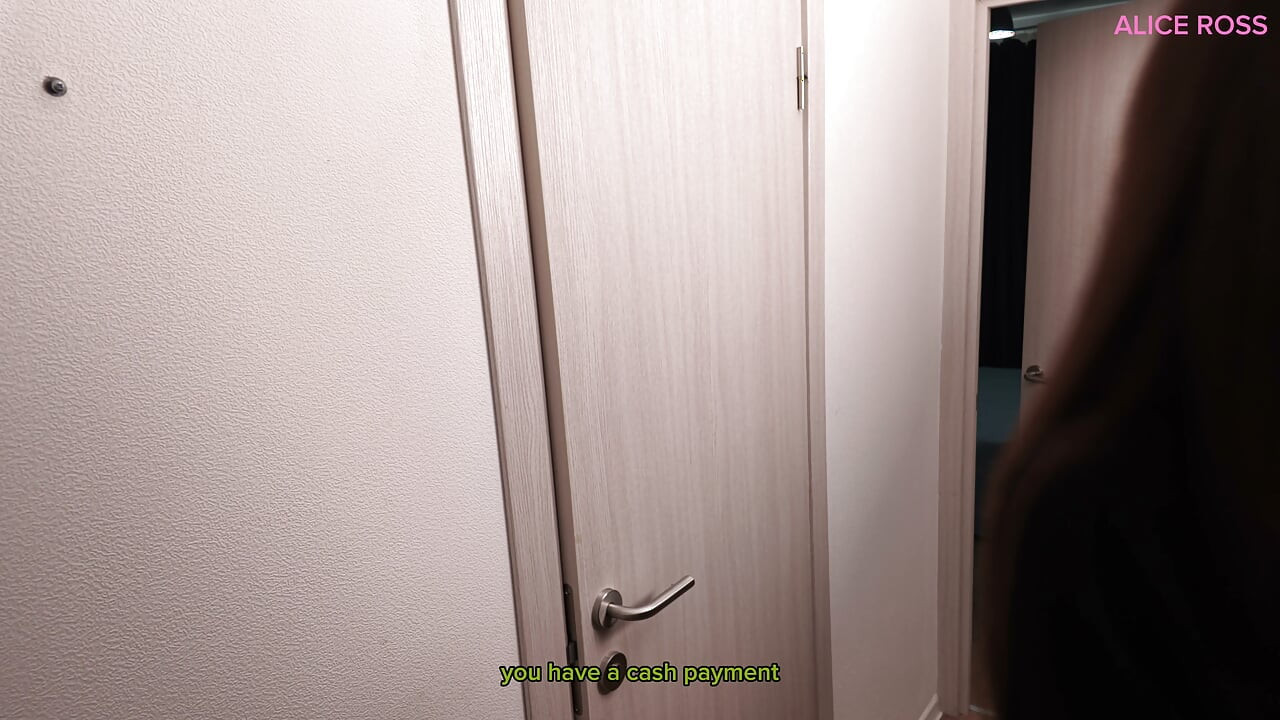 She Teased the Delivery Guy and Got Fucked Like a Dirty Slut