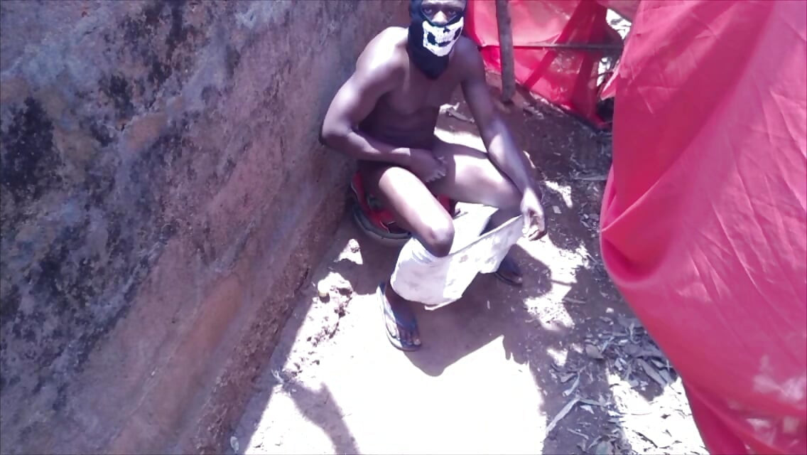 Beli kurac kopa ceo do mokrog