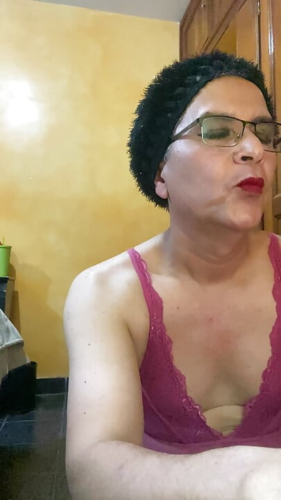 Emmanataly 超棒的變性女郎